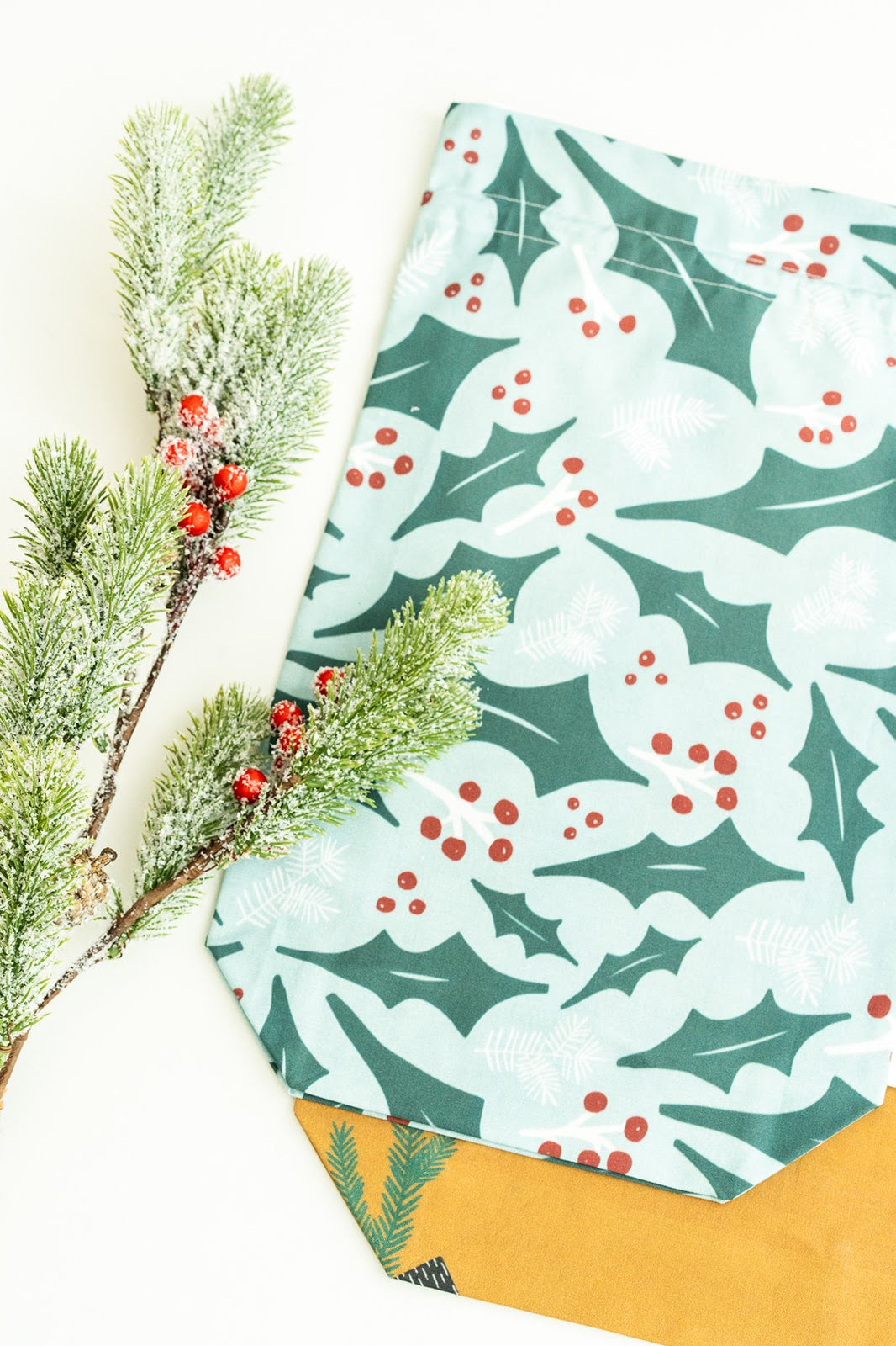 Christmas crown - Reusable Bon Bon Hat